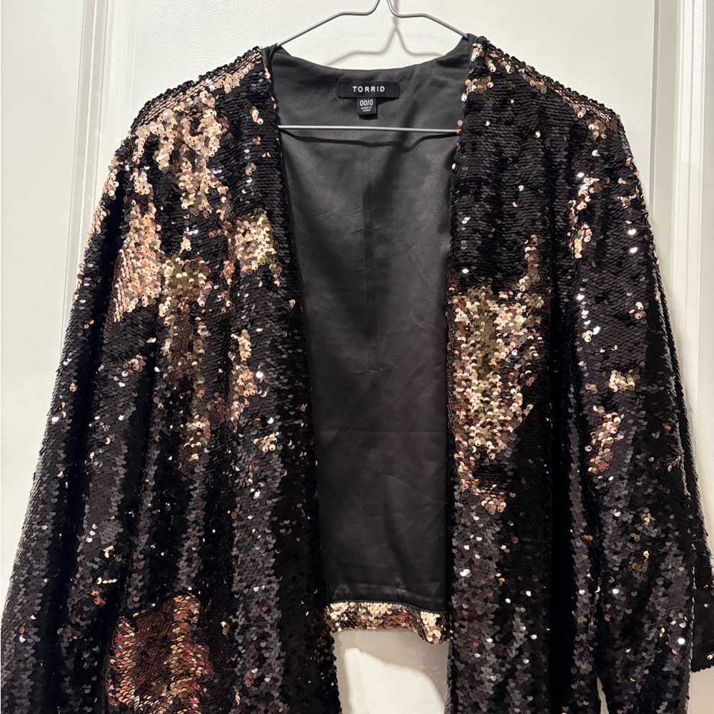 Torrid Black and Gold Sequin Short Blazer